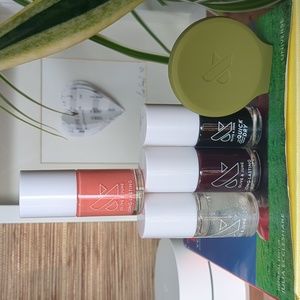 Lot of 4 Olive and June polishes + limited edition poppy